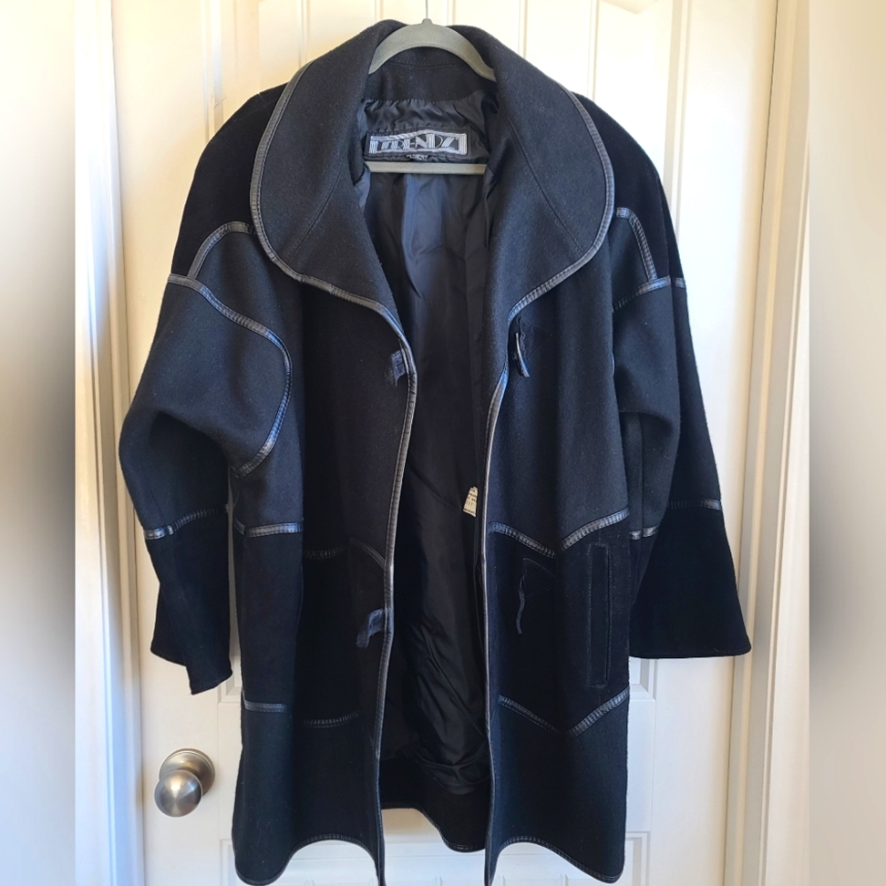 100% VTG Genuine leather, suede & Soft Wool Coat